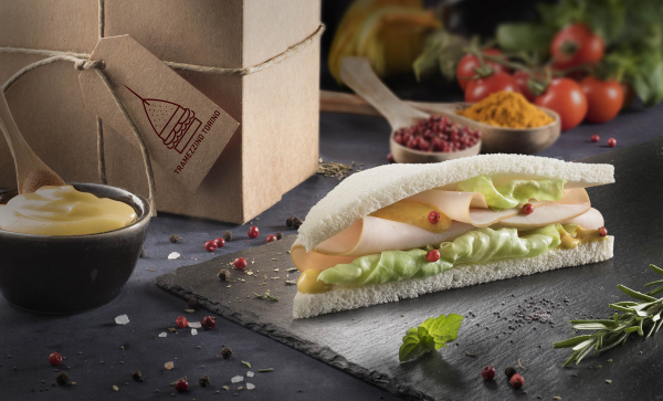Tramezzino tacchino, yogurt, lattuga e curry - Tramezzino Torino